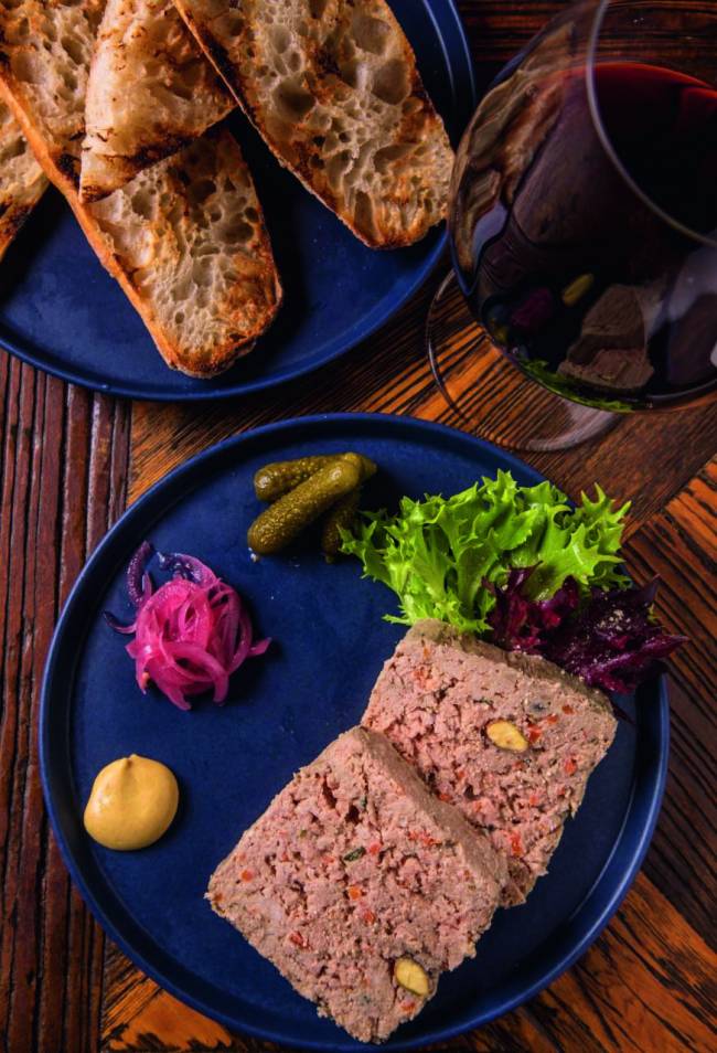 Terrine de barriga de porco Avec Terrine de barriga de porco Avec