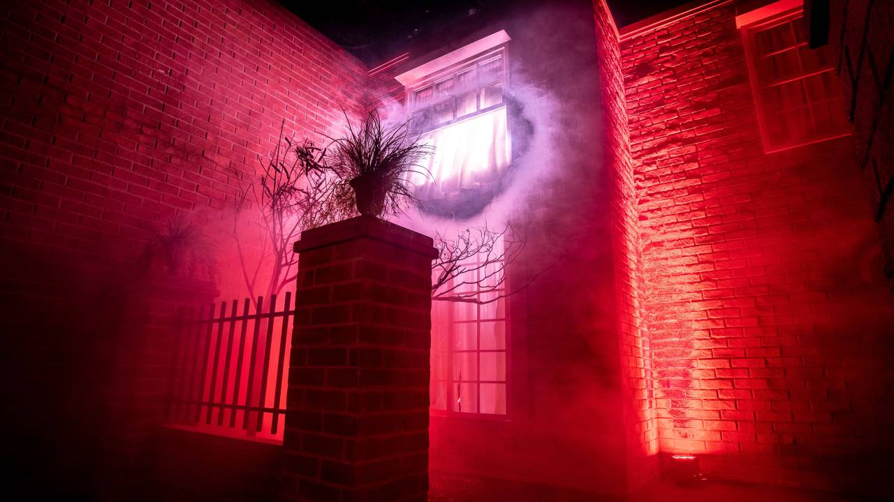 Parque do Terror: fachada da casa de Reagan, de O Exorcista