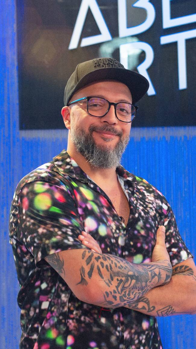 Márcio Silva_Apresentador Bar Aberto ‘Bar Aberto’: reality muda para o YouTube e tem nova apresentadora