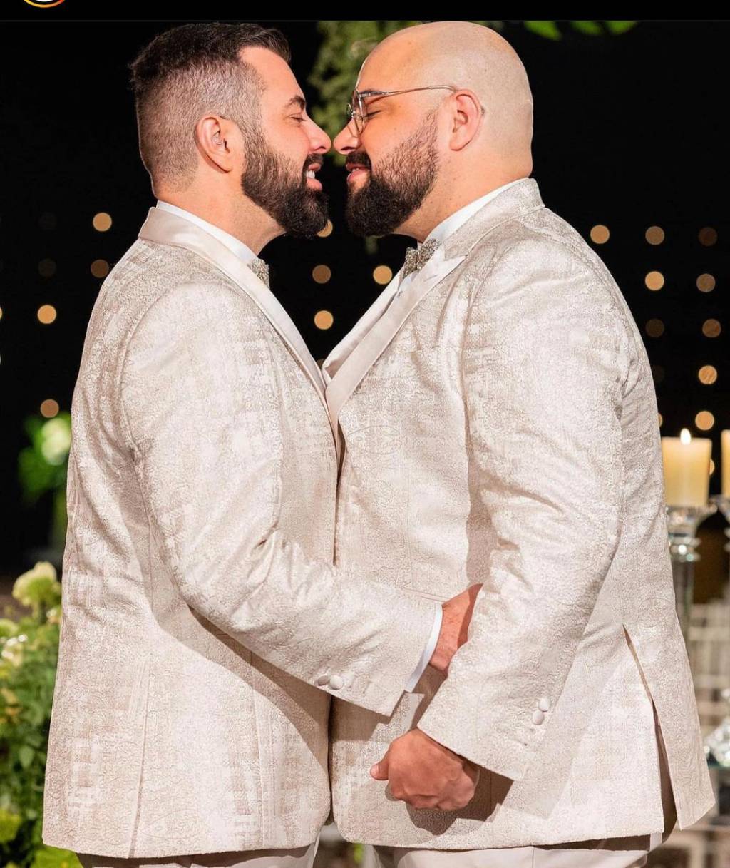 Tiago Abravanel e Fernando Poli durante casamento