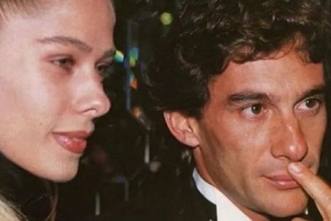 Foto antiga de Adriane Galisteu e Ayrton Senna
