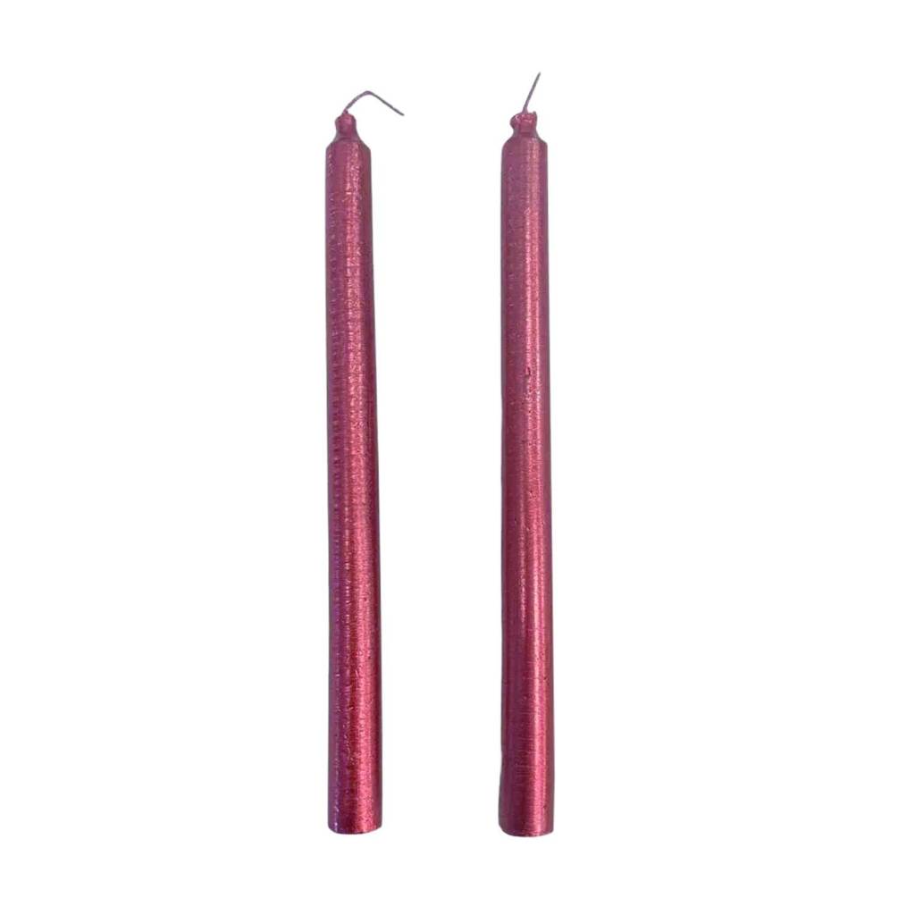 Velas.jpg par de velas vermelhas e compridas