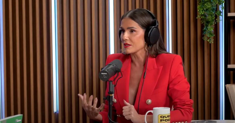 Deborah Secco em participação no Quem Pode, Pod.