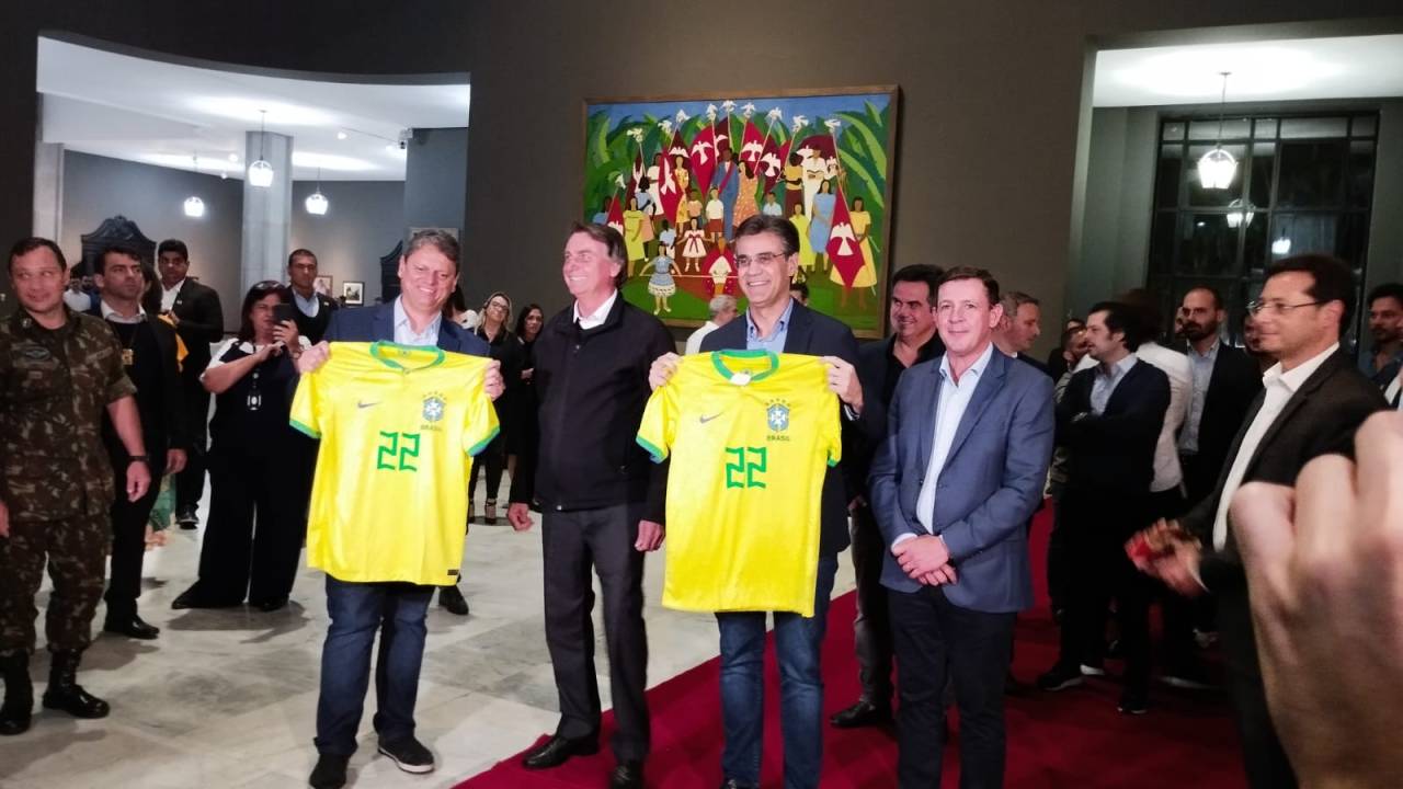 Rodrigo Garcia recebe Tarcísio de Freitas e Jair Bolsonaro no Palácio dos Bandeirantes