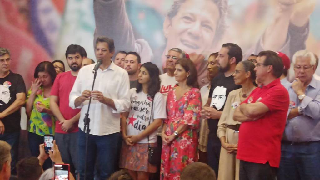 Haddad enaltece vitória de Lula ao comentar derrota para Tarcísio