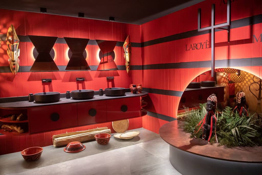Casa de banho de Exu Banheiro vermelho dedicado a Exu