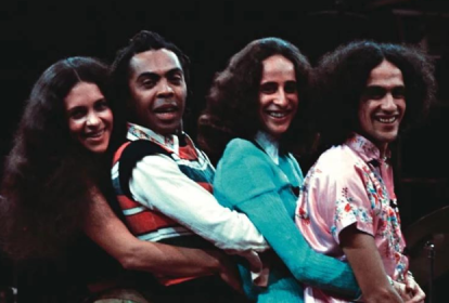 'Doces Bárbaros' – Gal Costa, Gilberto Gil, Maria Bethânia e Caetano Veloso no Canecão (RJ)