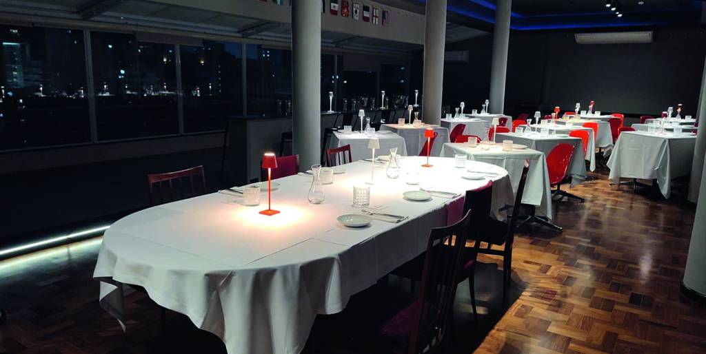 Casa de eventos de Olivier Anquier, Esther, transmite jogos da Copa