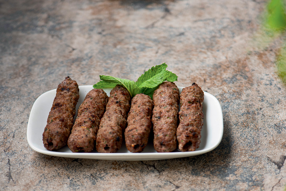 Ufa! O tradicional Monte Líbano está de volta