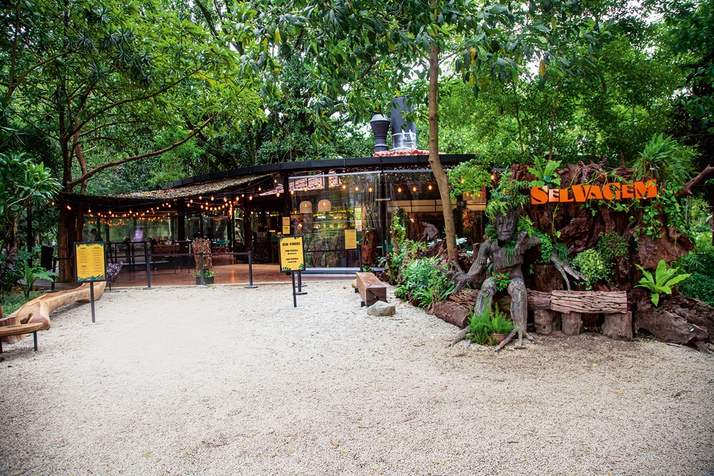 Fachada de restaurante no parque