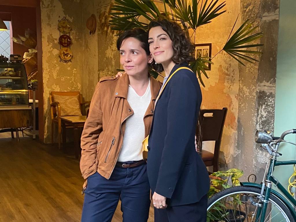 Após ataques homofóbicos, Nadia Bochi e Sílvia Henz anunciam novos projetos