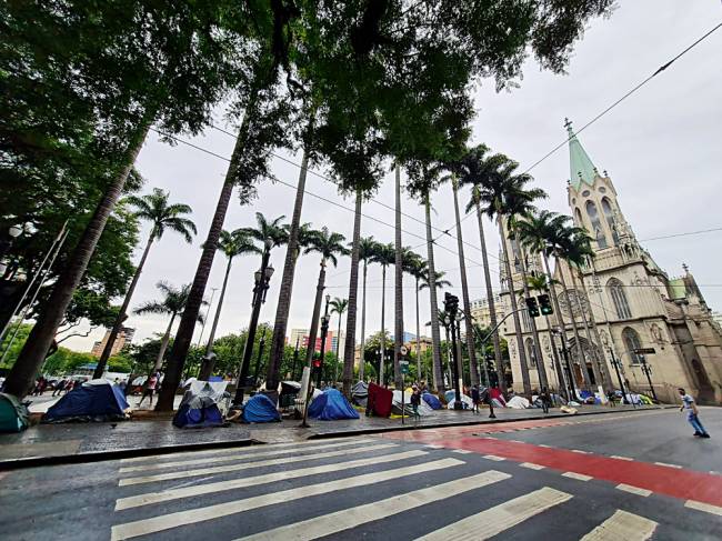 Praça da Sé: barracas em 2021