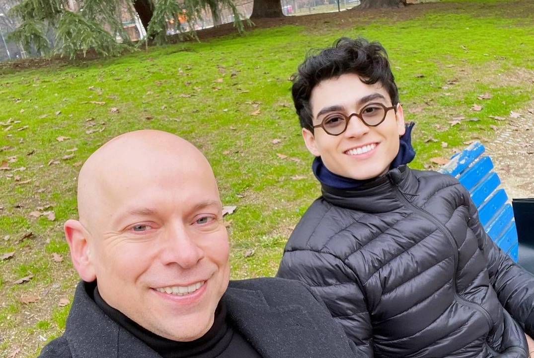 Leandro Karnal com o marido, Vitor Fadul