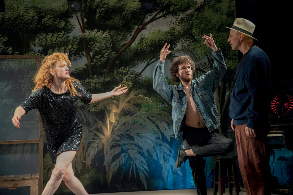 Companhia do Latão retorna aos palcos paulistanos no Tusp