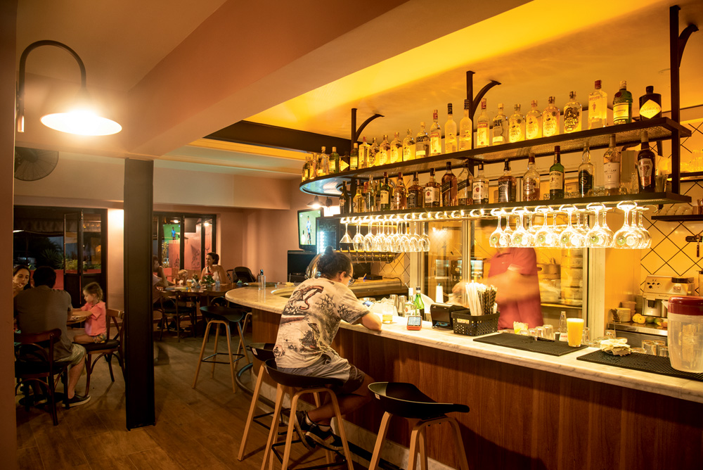 Dümai Charcutaria, na Rua dos Pinheiros, serve frios de produção própria