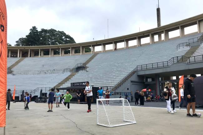 Pacaembu de portas abertas 2 Campinho de futebol: atração gratuita