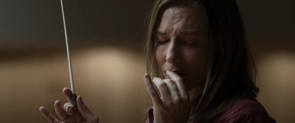 Cate Blanchett em cena de Tár