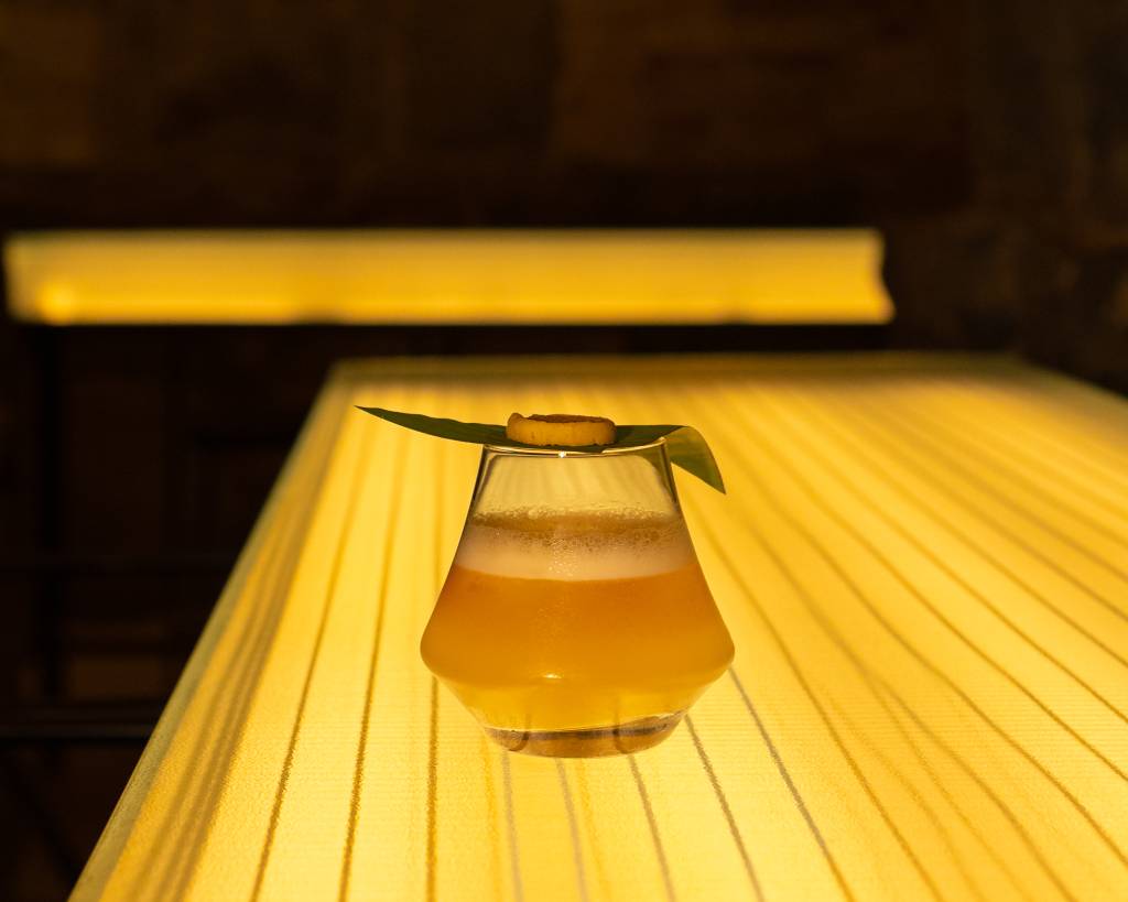 Marielle, Gal e Virginia Woolf ‘viram’ drinques no Bar dos Arcos