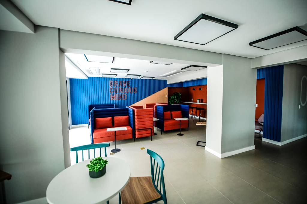 São Paulo 14 março 2023MICRO APARTAMENTOSFoto Alexandre Battibugli VSP Espaço coworking no Condomínio Nex One Estação Butantã