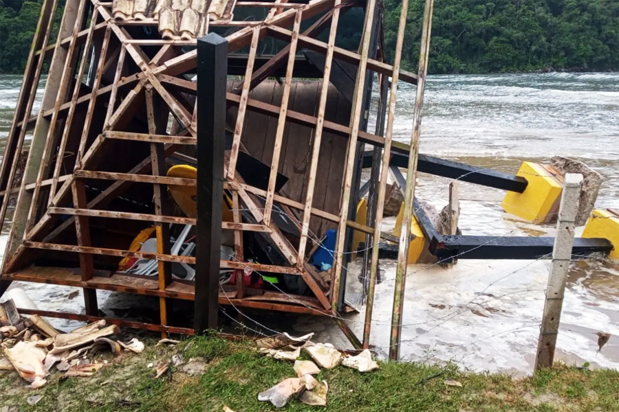 Naufrágio mata turista da capital paulista em Bertioga