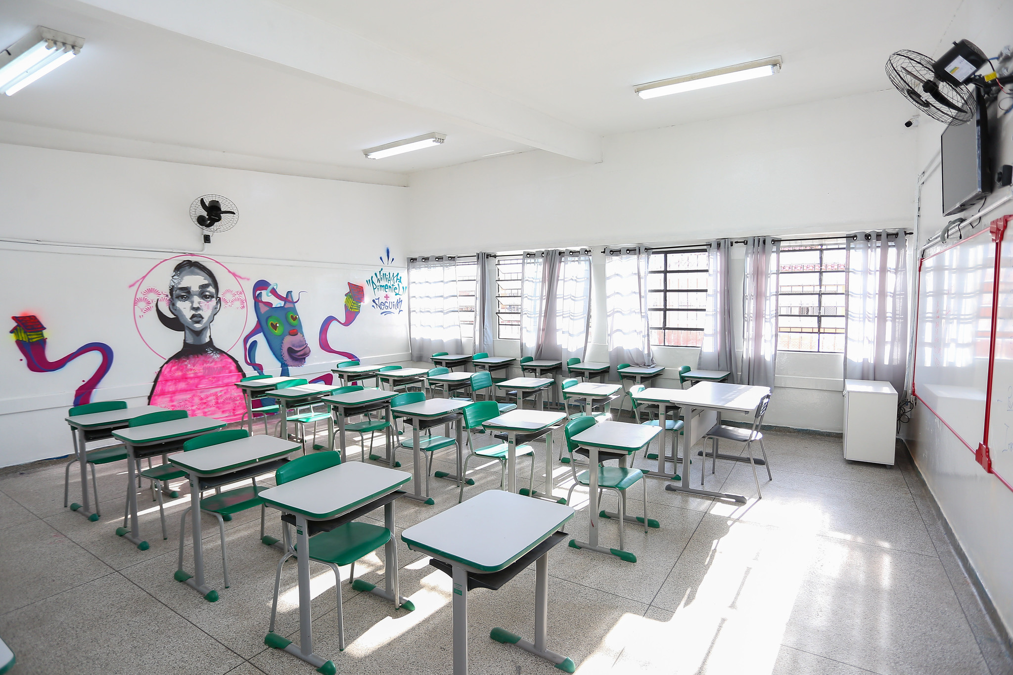 Estado abre concurso para contratar 15 mil professores