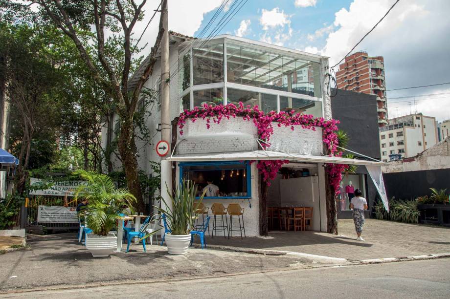 O imóvel: fachada graciosa em Pinheiros O imóvel: fachada graciosa em Pinheiros