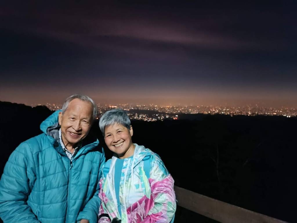 taiwaneses Liao Kao Tan Kuei (ela) e Liao Sheng Hsiung (ele), caminham há mais de 20 anos