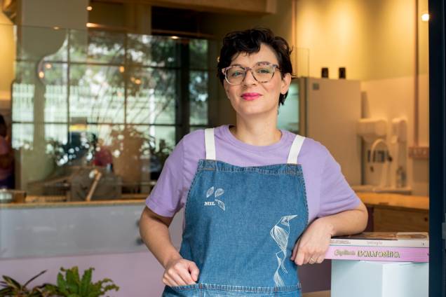 A confeiteira Carolina Molena: por trás das sobremesas elaboradas com massa folhada A confeiteira Carolina Molena: por trás das sobremesas elaboradas com massa folhada