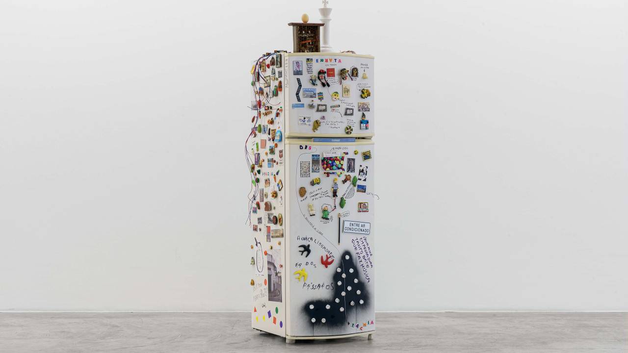 paulo-bruscky-exposições-nara-roesler-iac