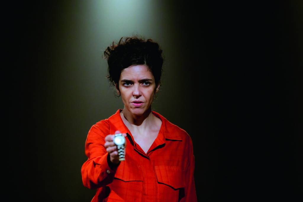 Liliane Rovaris Crime e castigo peça Crime e castigo