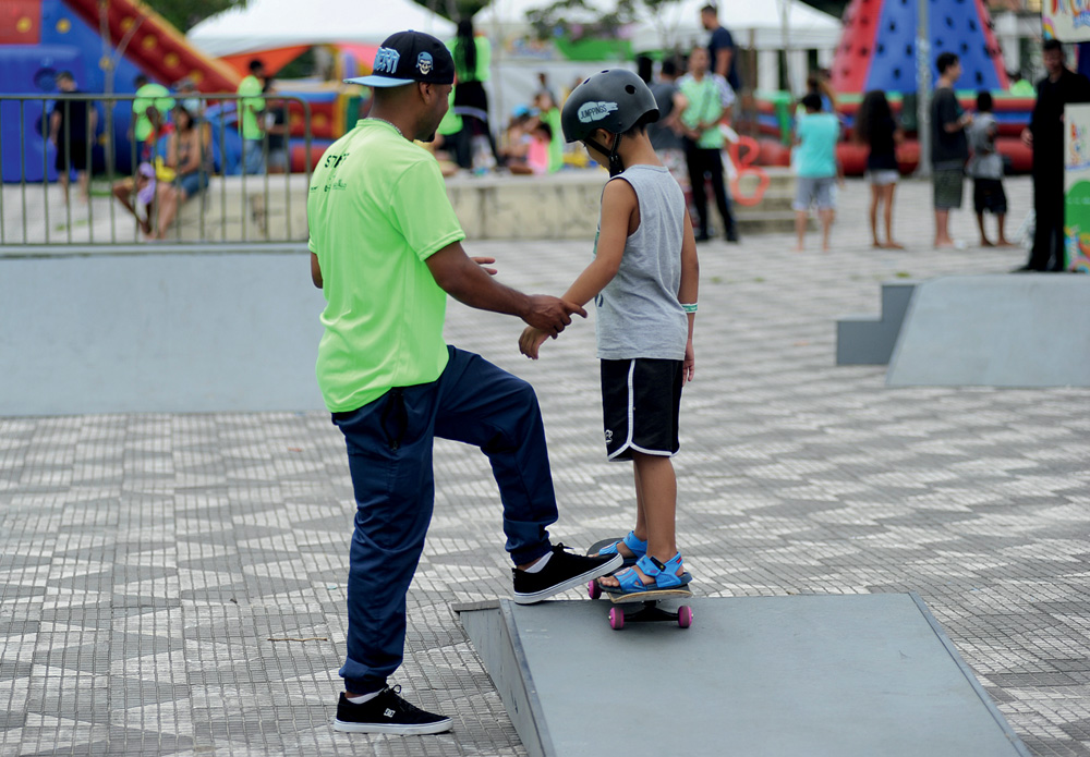 aula de skate esportes na rua aula skate grátis