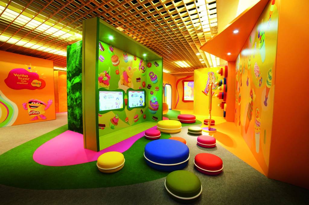 Duas atrações para brincar com massinha de modelar na cidade