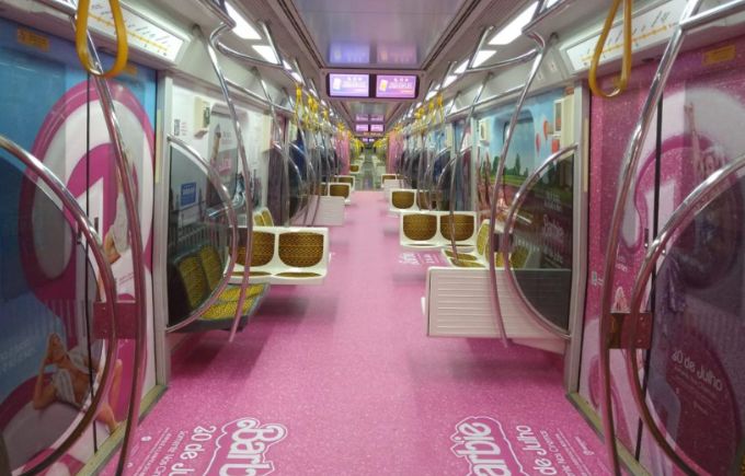 Ambiente instagramável para celebrar a chegada do filme da Barbie, no dia 20 de julho