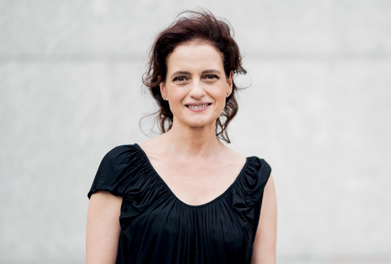 Denise Fraga: “Quem mora na rua também é nosso vizinho”