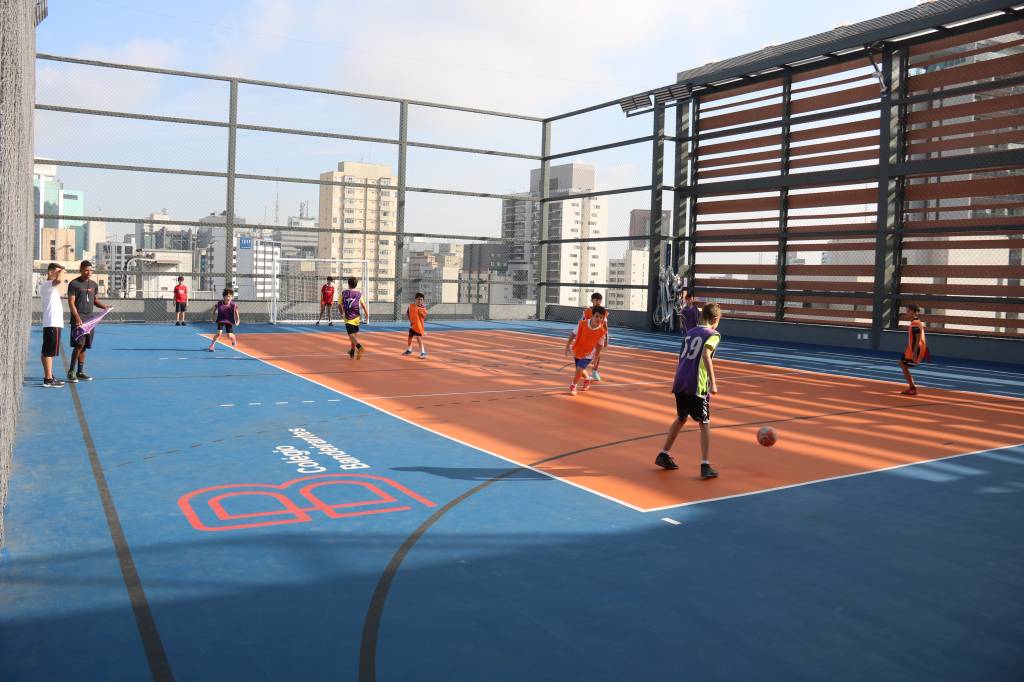 Quadra Colégio Bandeirantes Quadra Colégio Bandeirantes