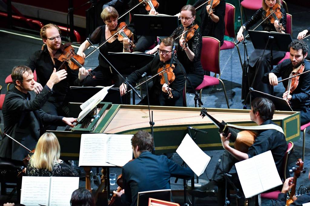 Grupo de música barroca Arcangelo se apresenta pela primeira vez no Brasil