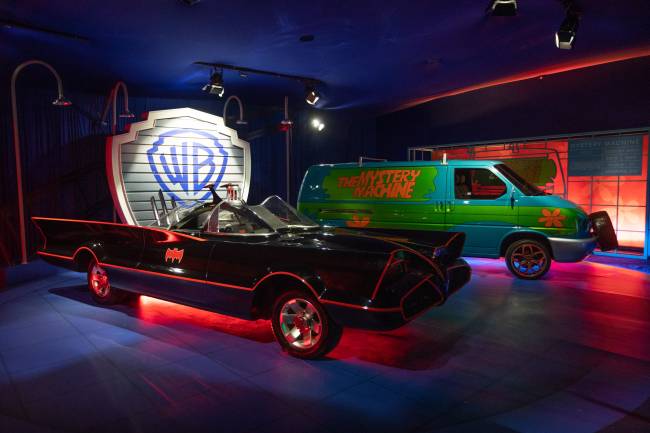 foto 3 – menor Carros do Batman e da equipe Scooby-Doo.
