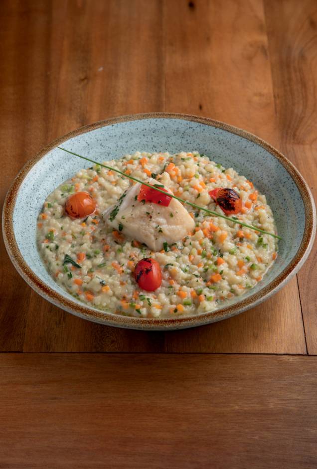 Fregola: com legumes e bacalhau Fregola: com legumes e bacalhau