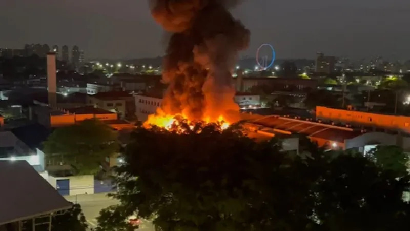 incêndio-vila-leopoldina