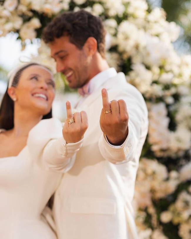 Larissa Manoela e André Luiz Frambach Larissa Manoela e André Luiz Frambach