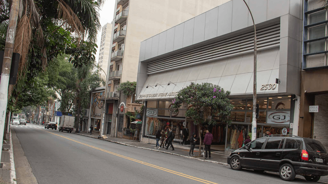 Galeria Vitrine Augusta Portal 19 Arte