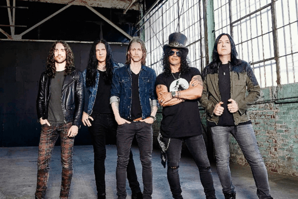 slash-myles-kennedy-conspirators