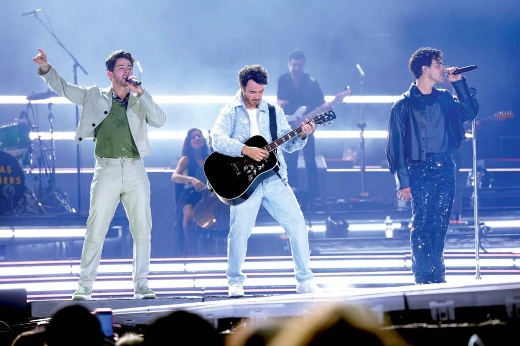 Jonas Brothers ¿Five Albums, One Night¿ Tour – New York jonas-brothers-the-tour-brasil