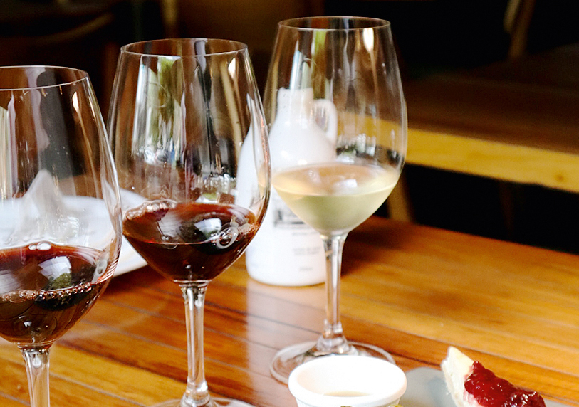 Bardega homenageia bairros da cidade em degustação de vinhos