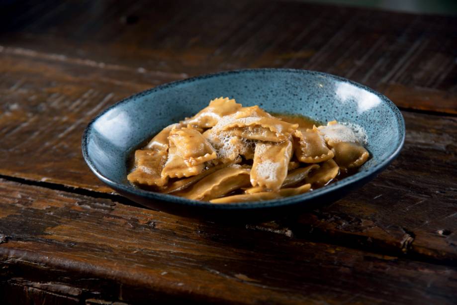 Tortelli da carne: com manteiga e queijo grana padano do Cristal CasaMia