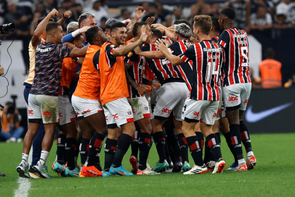São Paulo vence a Supercopa e conquista mais um título inédito