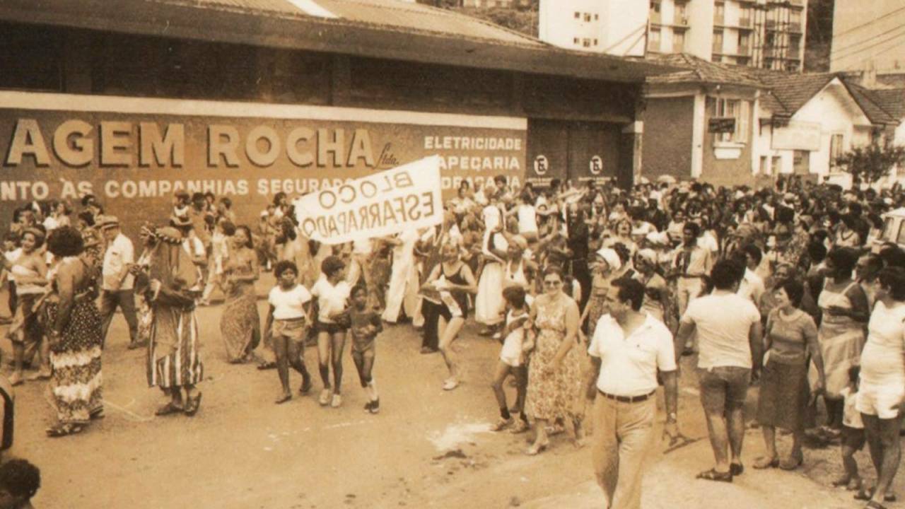 bloco-esfarrapado