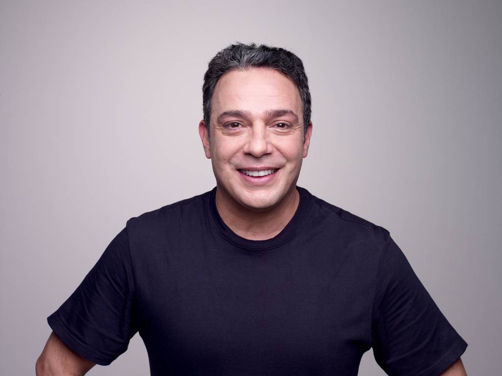 Marcelo Médici sobre comédia: “Dizem ‘teatro comercial’, como se todos não o fossem”