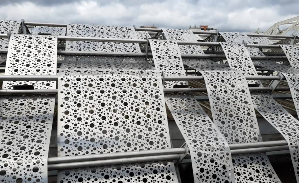 Trama-em-aco-inox-no-Allianz Allianz Parque foi sede da CASACOR São Paulo em 2021.