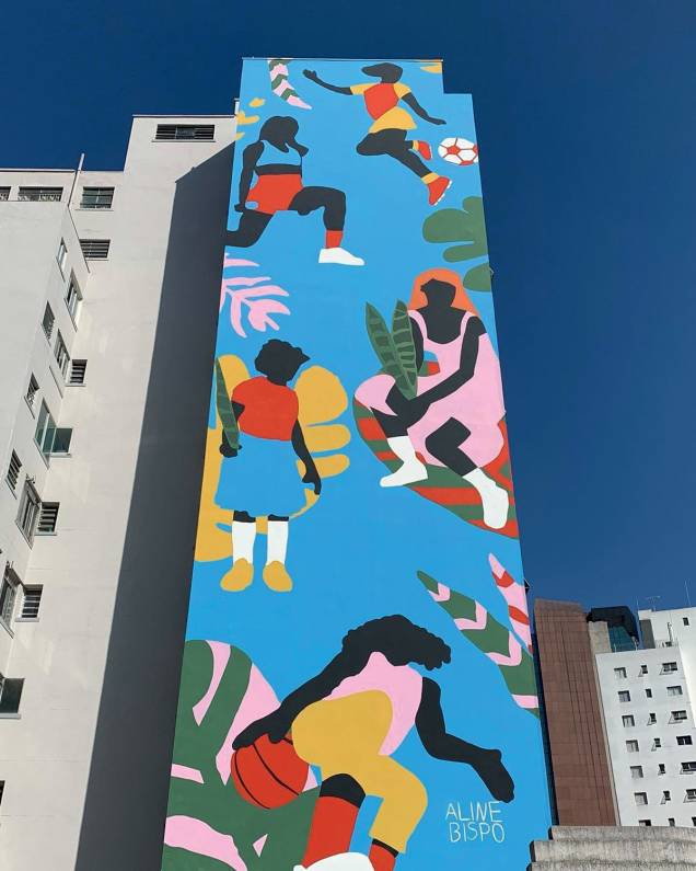 Empenas em prédios no entorno do Minhocão: homenagem à diversidade feminina Empenas em prédios no entorno do Minhocão: homenagem à diversidade feminina